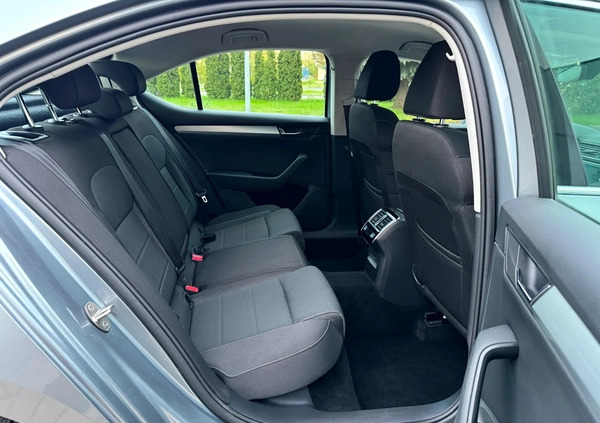 Skoda Superb cena 68634 przebieg: 143000, rok produkcji 2018 z Wyszków małe 631